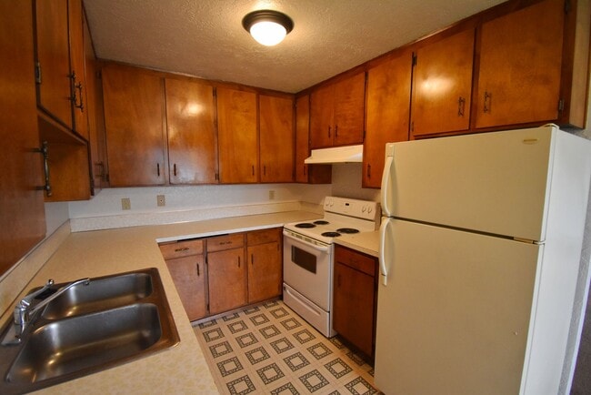 Photo - 940 W Vine St Unit 940 W. Vine St. #2