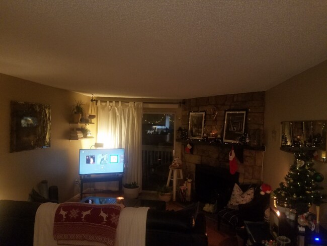 Photo - 14102 E Colorado Dr Unidad #203