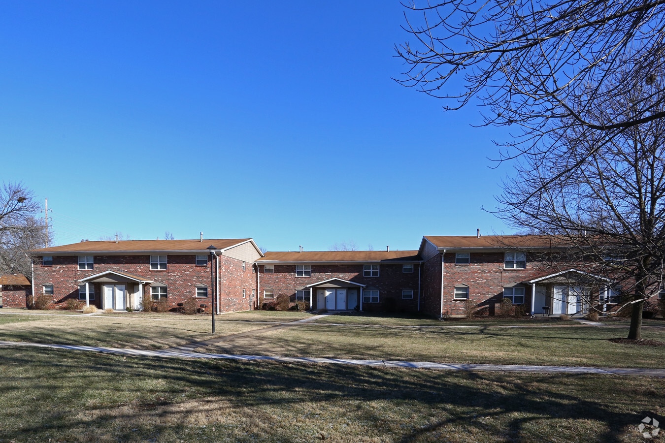 Lewis & Clark - Lewis & Clark Apartments