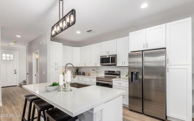 Photo - 2604 N 27th St