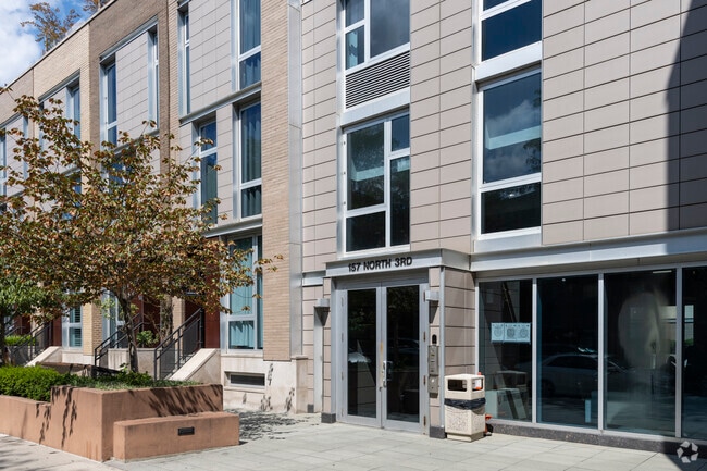 Photo - Williamsburg Social