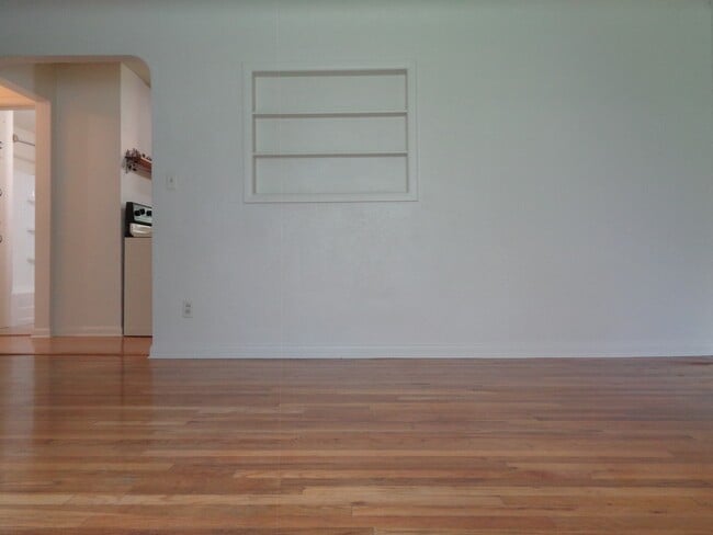 Photo - 1945 23rd St NE