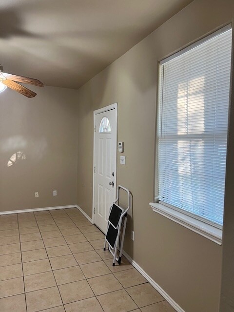 Photo - 753 Sonesta Dr Unit 4