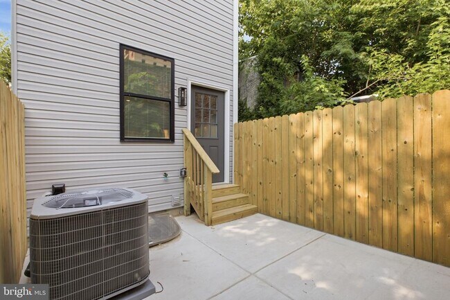 Photo - 1027 W Arizona St
