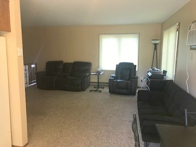 Photo - 2 Bedrooms, 1.5 Bathrooms Duplex Home in Brainerd, MN w/access to Gull & Round Lakes