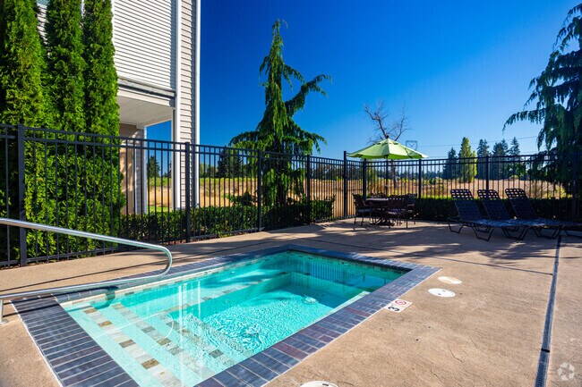 Tustin Apartment Homes