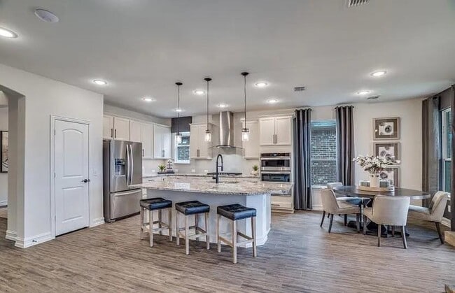 Photo - 3620 Thunian Pass