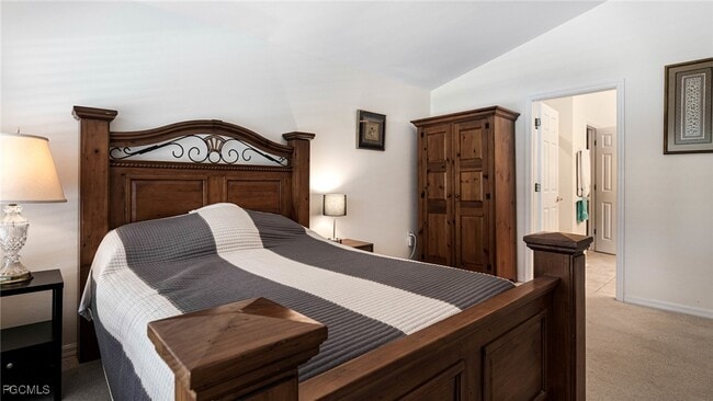 Building Photo - 10082 Oakhurst Way