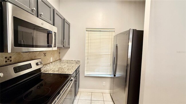 8517 Bay Lilly Loop