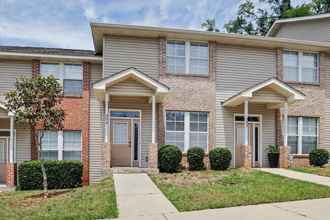 Photo - 2014 Midyette Rd Unit 303