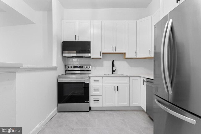 Photo - 4930 West Chester Pike Unit 304