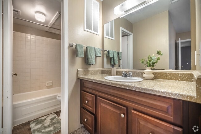 1BR, 1BA - 476SF - Bathroom - The Trails Apartments
