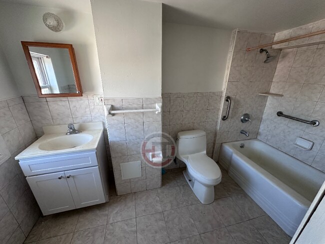 Photo - 1446 Gillespie Ave Unit 1