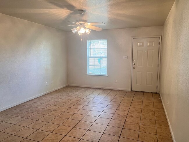 Photo - 1409 Hopi Trail Unit B