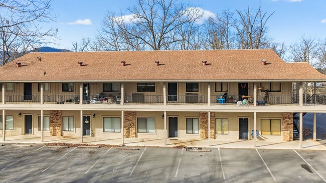 1426 Mountain Ranch Road - 9 units