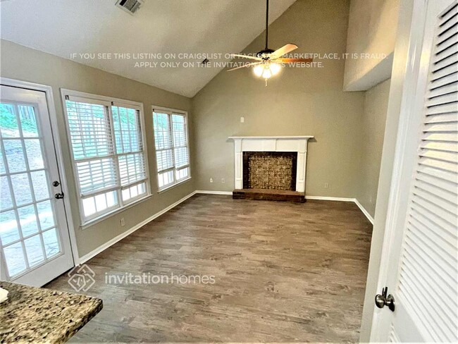 Photo - 220 Pine Bridge Trail