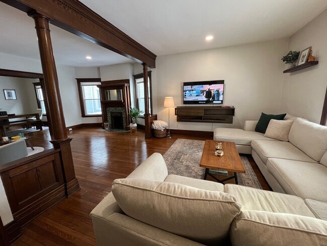 Photo - 166 Blaine Ave Unit Lower