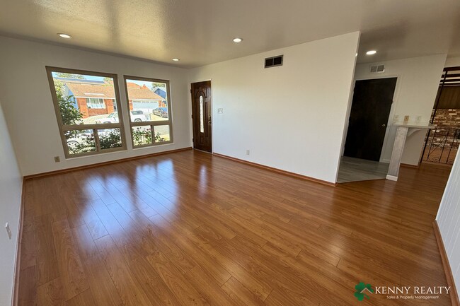 Photo - Large 4 Bedroom, 2 Bathroom Home with 2 Car Garage