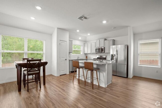 Building Photo - 4000 Fort Collins Way Rental