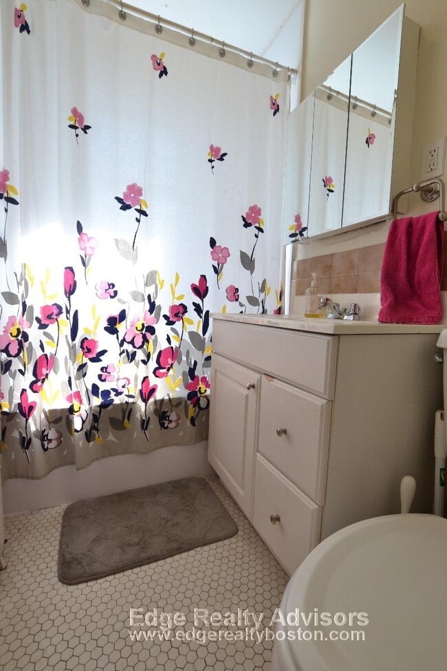 Photo - 55 Brock St Unit 2