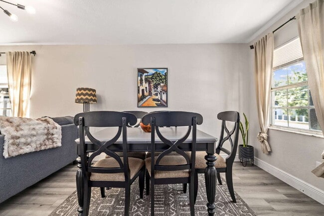 Photo - "Charming 3-Bed, 2-Bath Home in Tampa – Perfect Blend of Comfort and Convenience!"