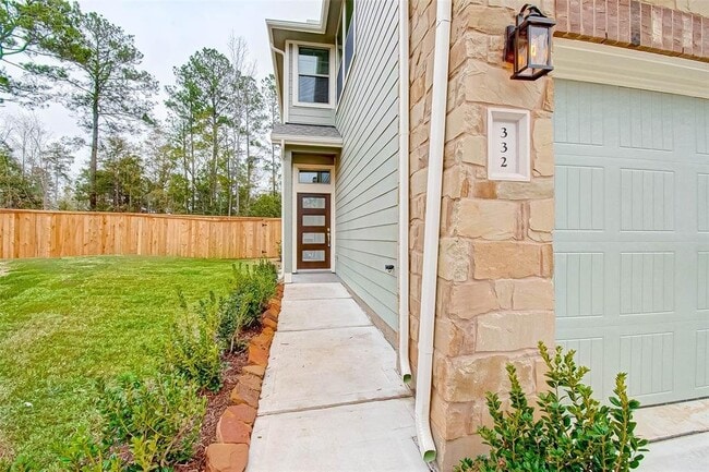 Photo - 332 N Spotted Fern Dr
