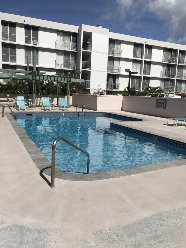 Photo - 2845 Waialae Ave Unit 218