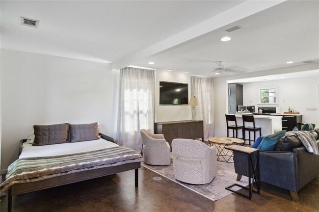 Photo - 20 Willow Wood Rd