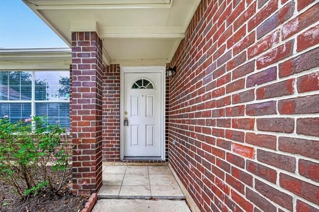 Photo - 19138 Lakota Dr