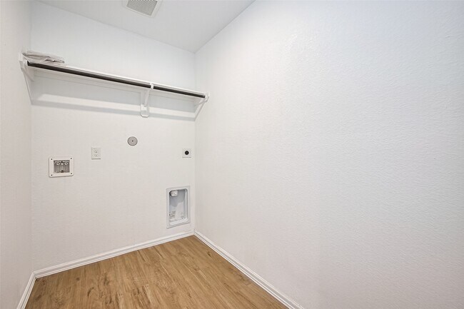 Photo - 9603 Fulvetta Briar Ct