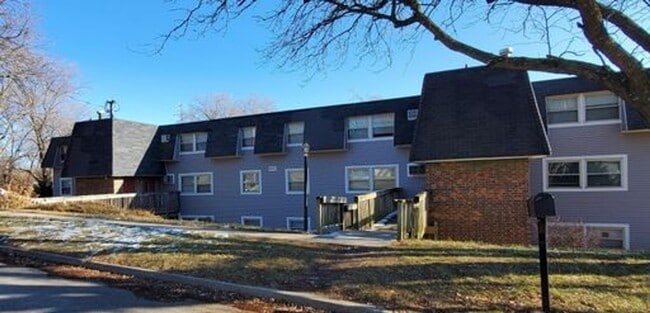 Photo - South View Apartments LLC