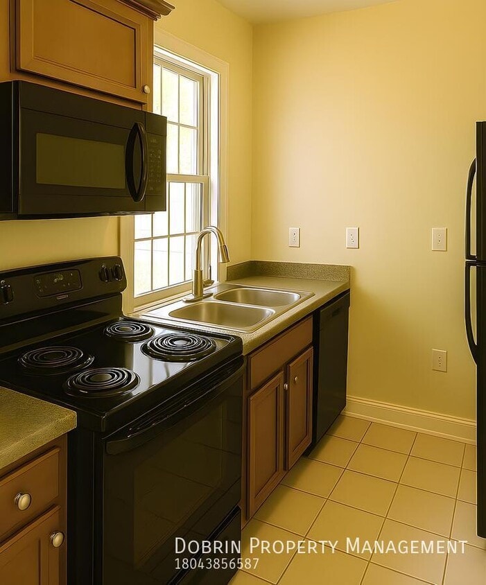 Photo - Renovated 3BD: Spacious rooms & CLOSE to V...