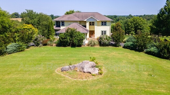 Photo - 2084 Allenridge Dr