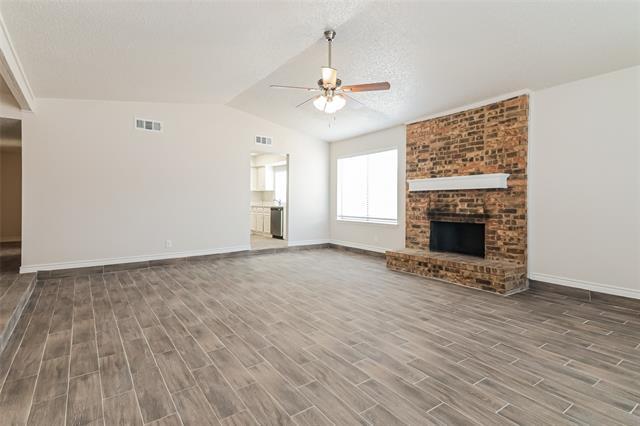 Photo - 2718 Holy Cross Ln