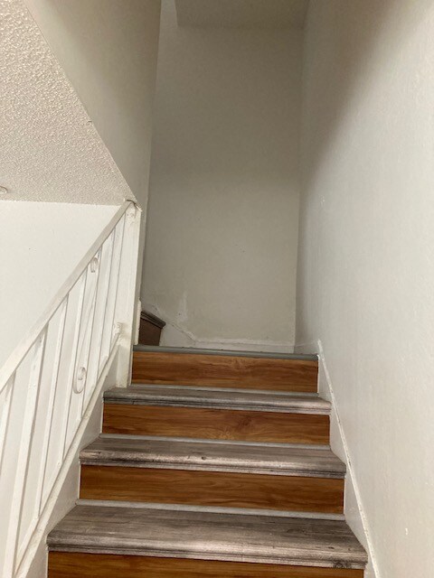 Photo - 4997 Kentfield Rd