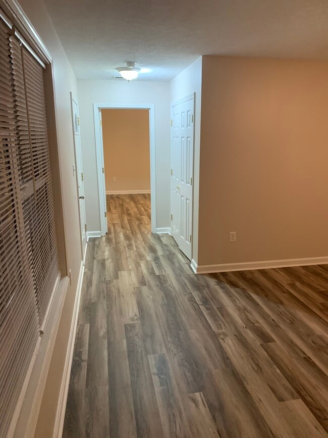 7311 Annie Ln Unit B