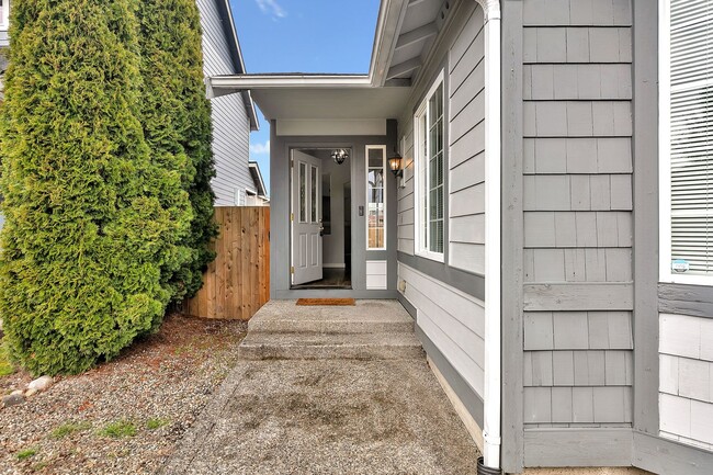 Photo - Amazing Floor Plan in Desirable Spanaway Neighborhood!