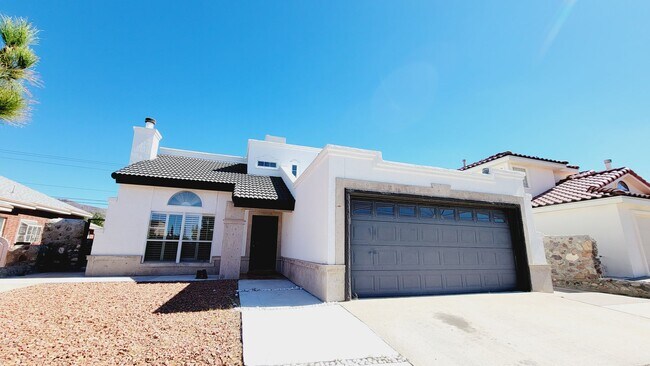 Photo - Incredible 3 bedroom, 2.5 bath  home in West El Paso!