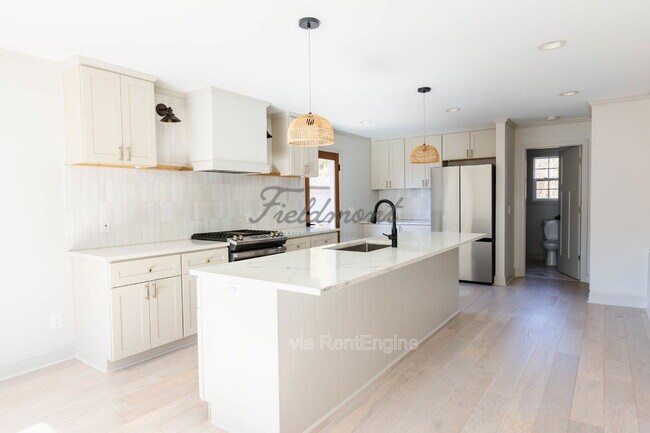 Photo - 414 Birnie St