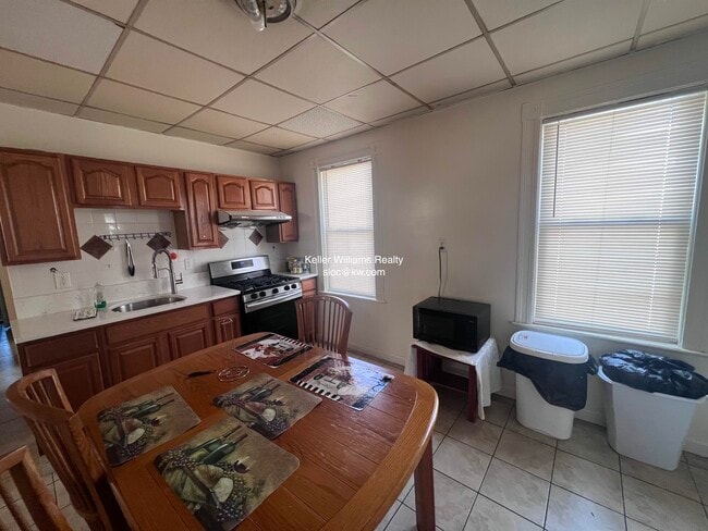 Building Photo - 48 Warren Ave Unit 3 Rental