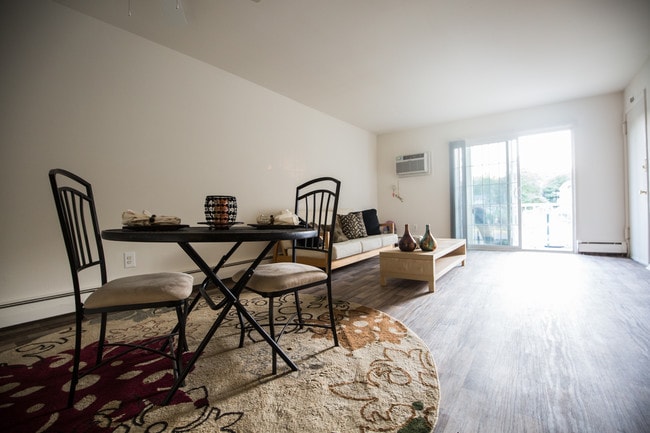 Rustic Village Apartments & Townhomes