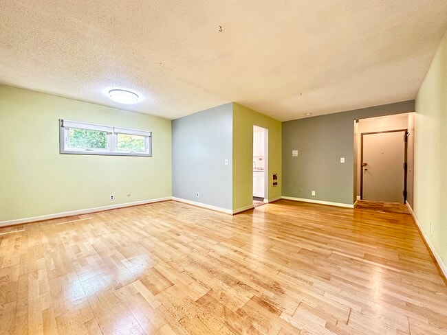 Photo - 396 Main St Unit 74