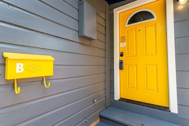 Photo - 1909 Morrow St Unidad B