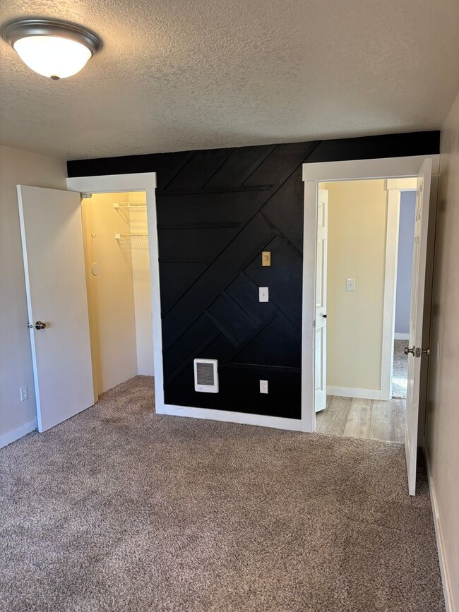 Photo - Single Story Redmond Home with Fully Fenced Yard