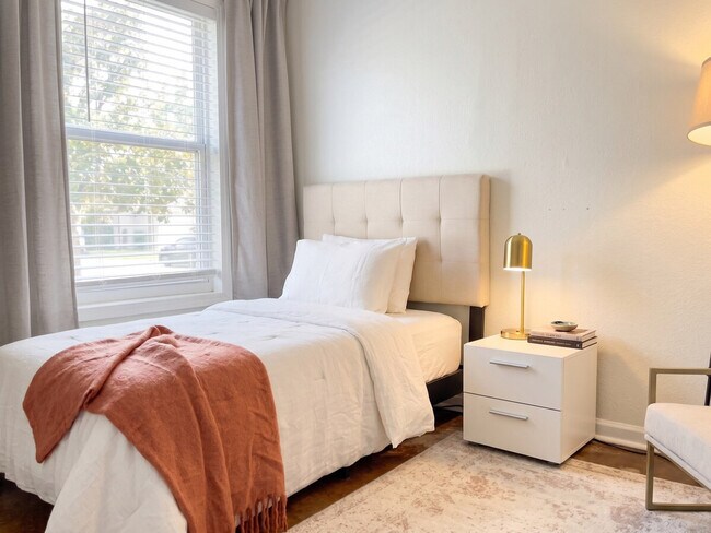 Photo - 3309 Bengston St Unit SI ID1579527P