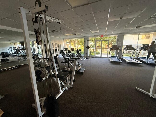 Photo - 300 Bayview Dr