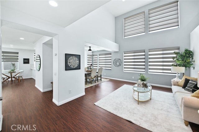 15230 Riviera Ln