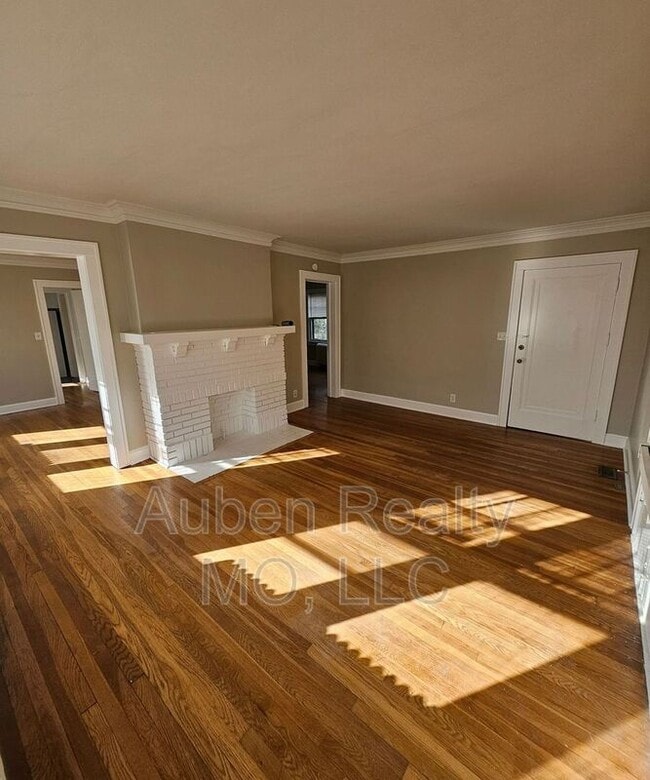 Photo - 5436 Harrison St