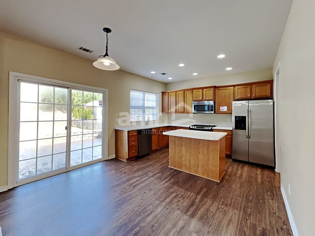 Photo - 10811 River Oaks Dr NW
