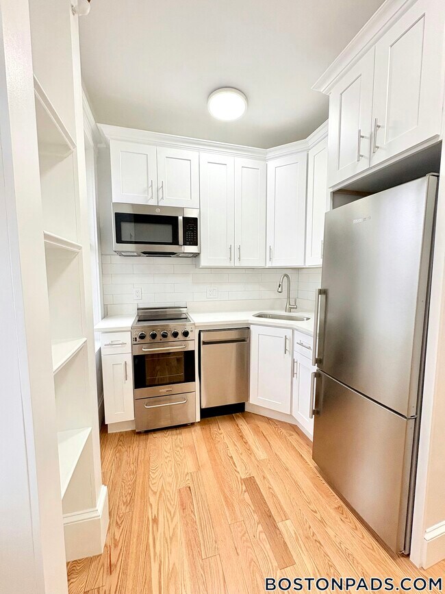 Photo - 175 Hemenway St Unit 20